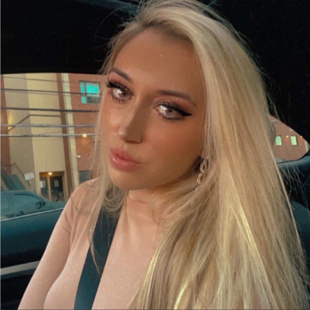 Meet your Posher, Kristina